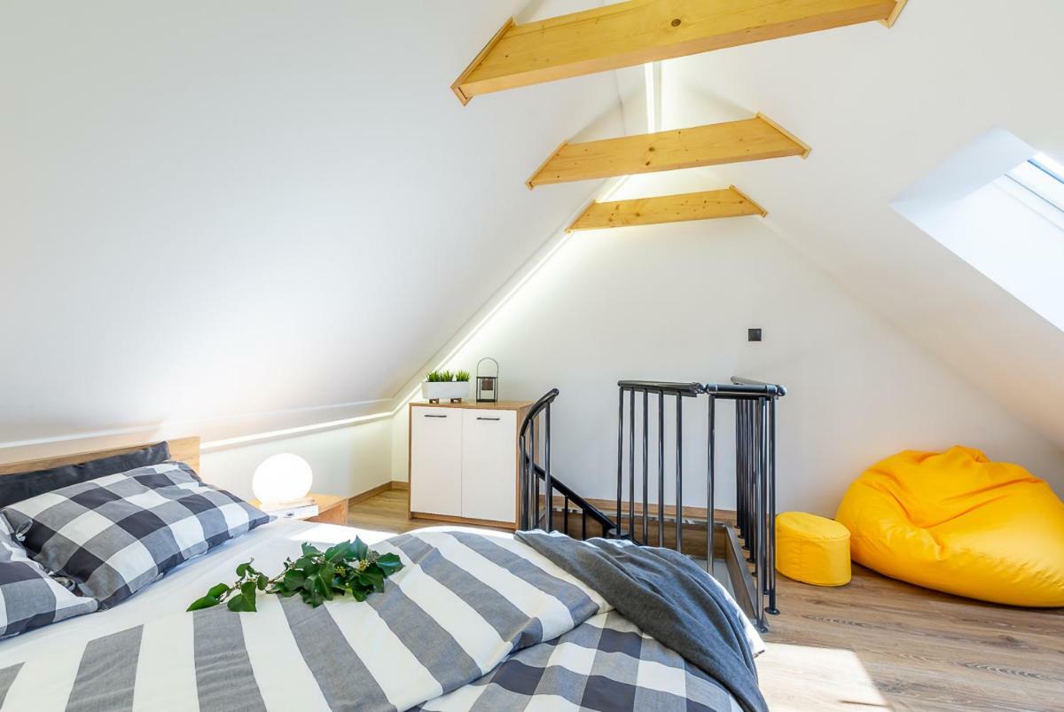 Moonlight Apartments Щирк Экстерьер фото